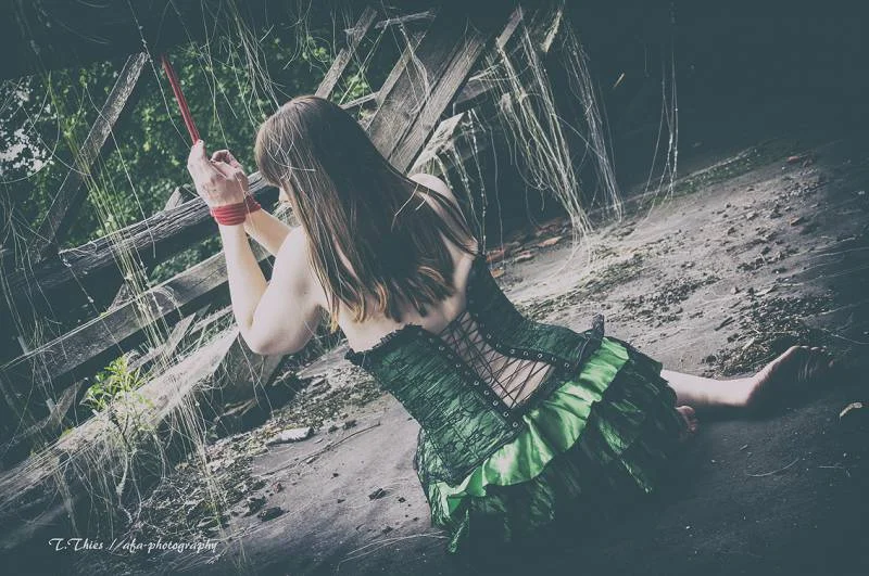 Privatbild von Kurtisane de Sade